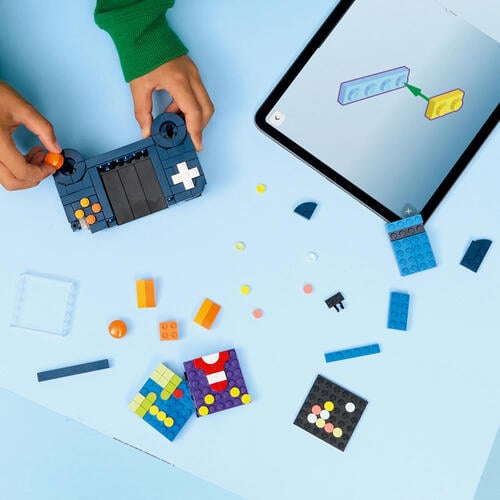 LEGO Creator 3 in 1 Retro Gaming Console 31380