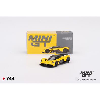 Mini GT Aston Martin Valkyrie Sunburst Yellow