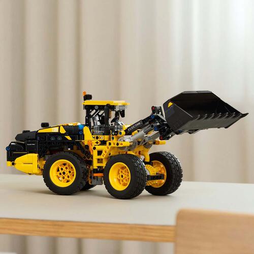 LEGO Technic Volvo L120 Electric Wheel Loader 42209