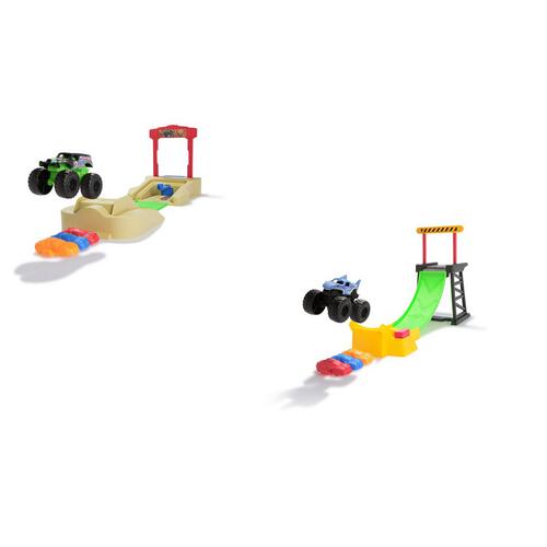 Monster Jam 1:72 Mini Playset (Megalodon & Grave Digger) - Assorted
