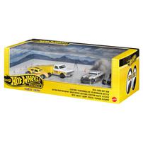 Hot Wheels JHW45 Premium Display Set - Mooneyes