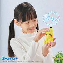 (Pre Order) Takara Tomy Pokemon Tenohira Pikachu Pokefuwa (Estimated Early Apr 2026)