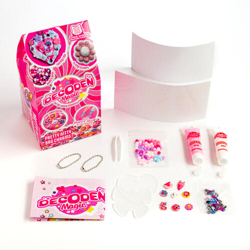 Decoden Magic Mini: Pretty Kitty Bag Charms DIY Kit