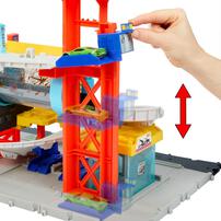 Matchbox Action Driver Super Auto Center