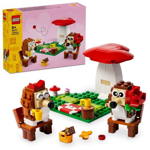 LEGO Hedgehog Picnic Date 40711