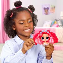 L.O.L. Surprise! Tweens Surprise Swap Styling Head with Fabulous Hair Accessories