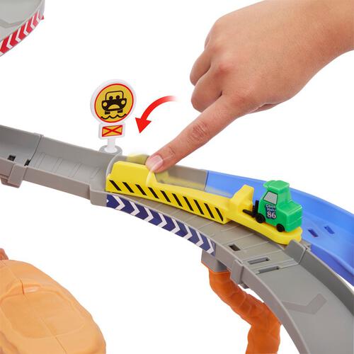 Cars Radiator Spring Race & Rescue Playset