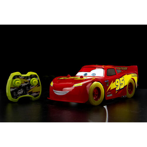 Jada 1:14 Disney Pixar Cars R/C Lightning McQueen Glow Racer