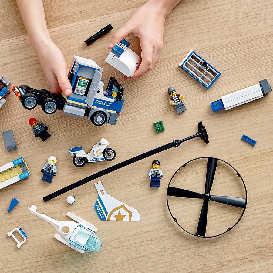 lego city wood transporter