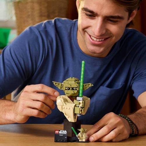 LEGO Star Wars Yoda Bust 75438