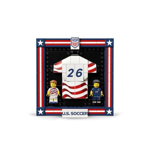 LEGO Editions 2026 U.S. Soccer National Team Jersey 43033