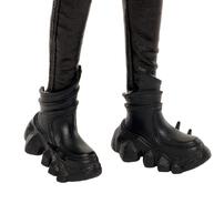 K-Pop Demon Hunter Deluxe Doll Rumi