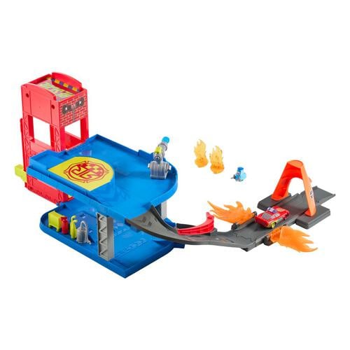 Disney Cars Rescue Garage Playset