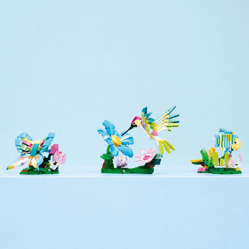 LEGO Creator 3 in 1 Wild Animals: Colorful Hummingbird 31384