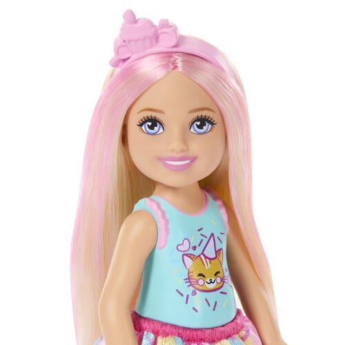 Barbie Family Chelsea Birthday (Blonde)