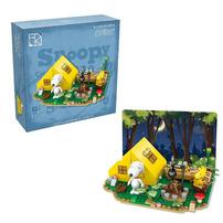 Snoopy Block Camping