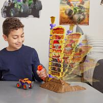 Monster Jam 1:64 El Toro Loco Big Air Challenge