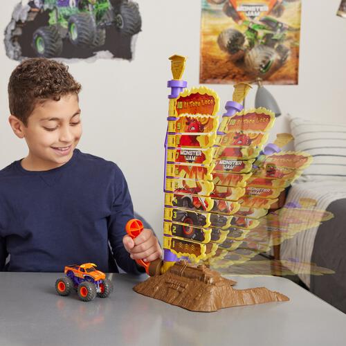 Monster Jam 1:64 El Toro Loco Big Air Challenge